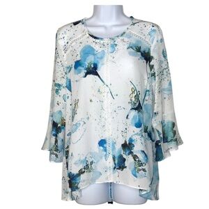 Sioni Bell Sleeve Blouse | White/Blue | Petite Medium